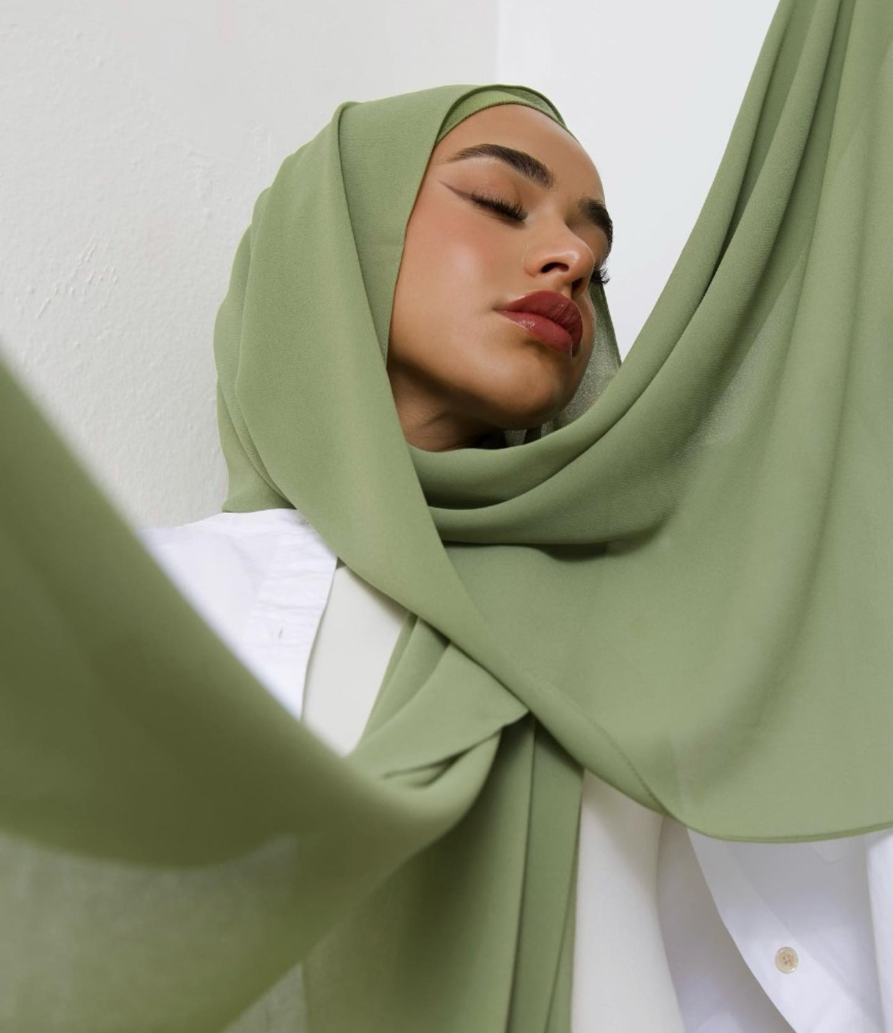 Light Chiffon Hijab for Modest Elegance