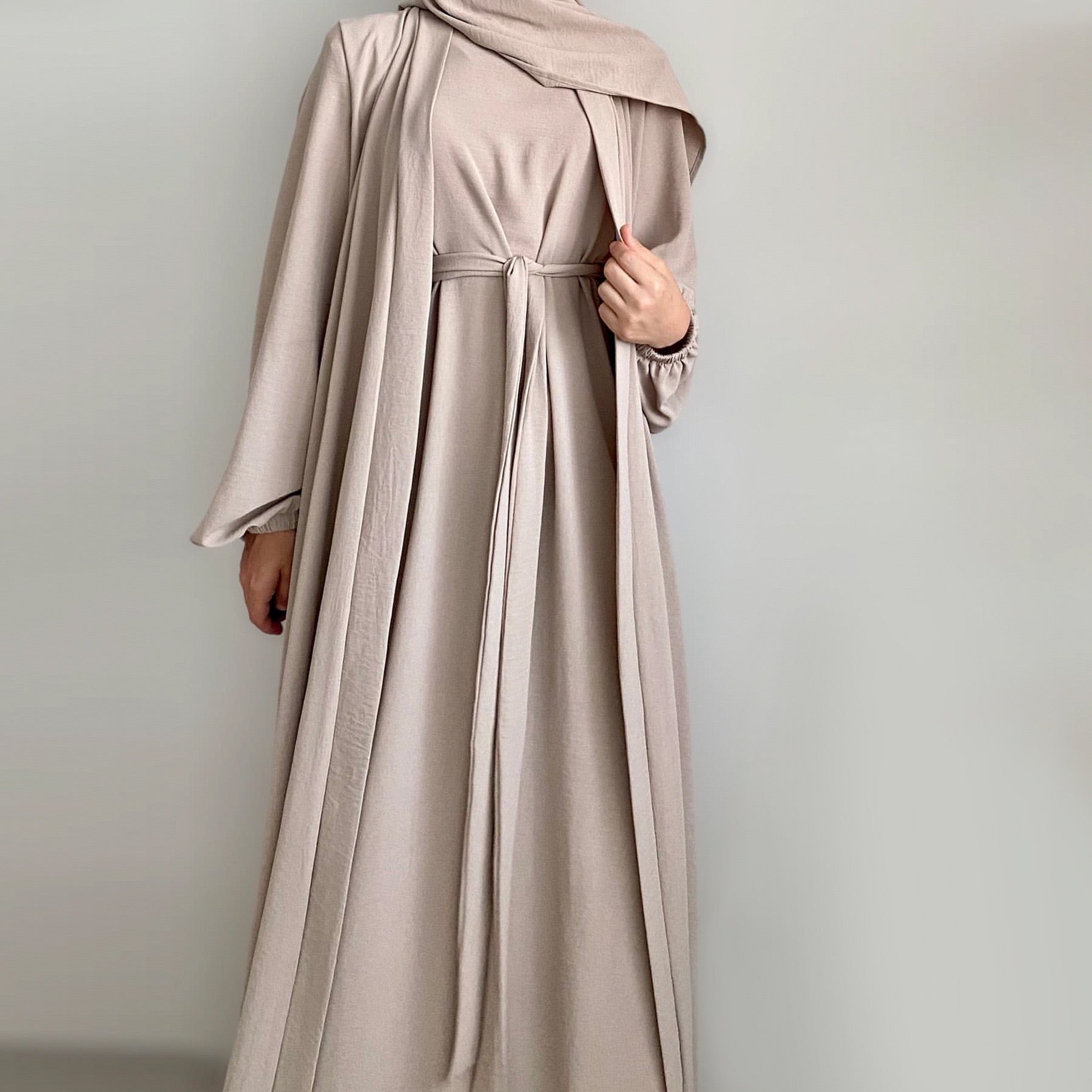 Elegance Luxe Abaya Set